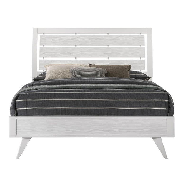 Acme Furniture Cerys King Panel Bed BD01557EK IMAGE 1